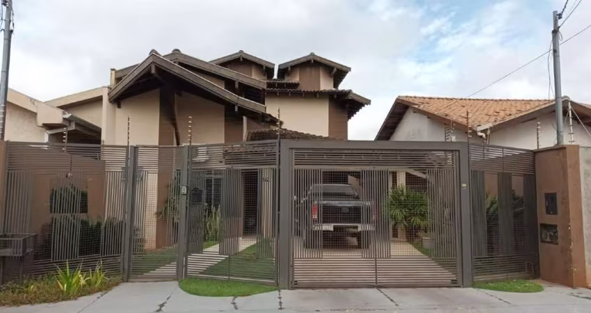 Casa com 03 suítes Bairro Parque Dallas