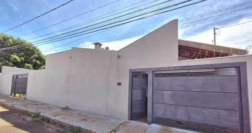 Casa com Ampla Área Gourmet e Grande Potencial de Expansão