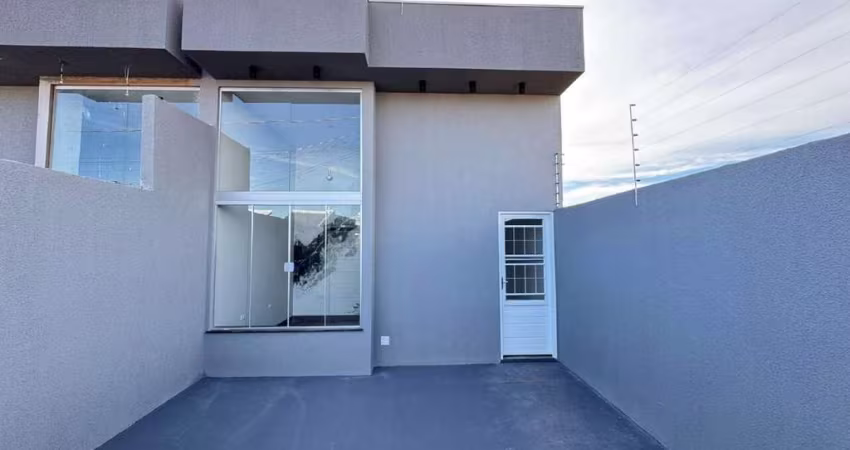 Casa nova com acabamentos diferenciados no Figueiras do Parque.