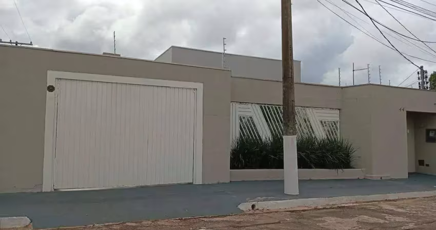 Excelente Casa na Mata do Jacinto