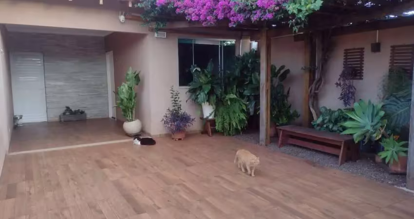 Casa com 2 quartos à venda na Rua Luís Pereira, Pioneiros, Campo Grande