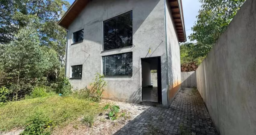 Casa com 2 dormitórios à venda, 115 m² por R$ 550.000,00 - Condomínio Águas de São Pedro - Mairiporã/SP