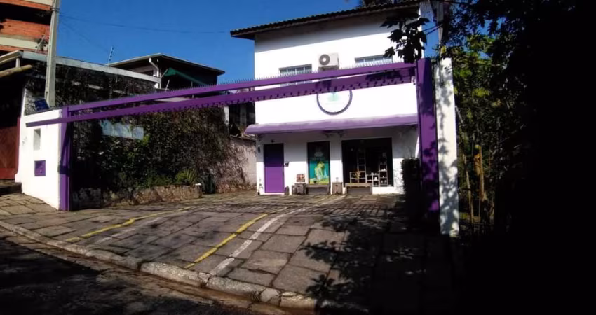 Casa com 6 dormitórios à venda, 264 m² por R$ 1.100.000,00 - Centro - Mairiporã/SP