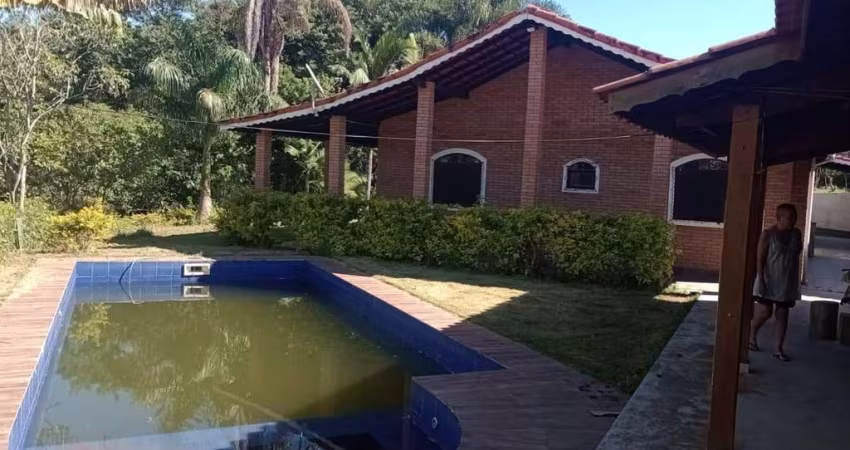 Casa com 3 dormitórios para alugar, 200 m² por R$ 4.500,00/mês - São Vicente - Mairiporã/SP