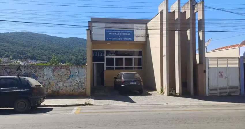 Apartamento com 2 dormitórios para alugar por r$ 2.270,00/mês - centro - mairiporã/sp