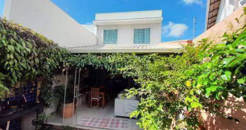 Casa Geminada de 3 Quartos, Bairro Cabral