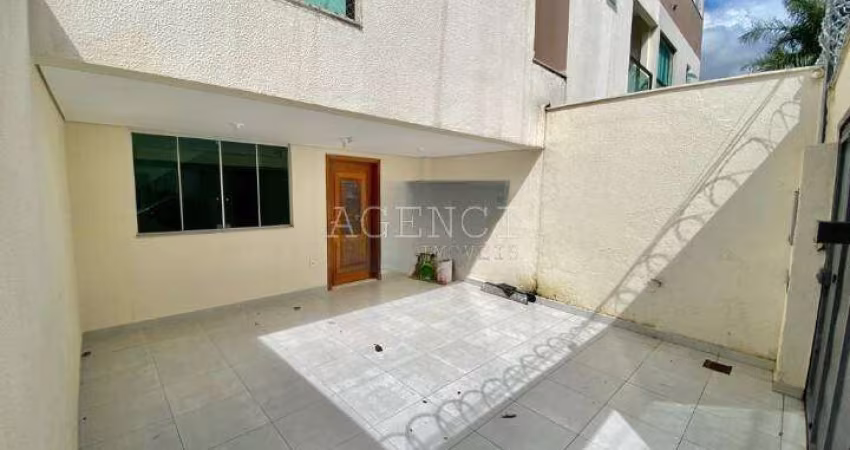 Casa de 3 quartos no Bairro Cabral