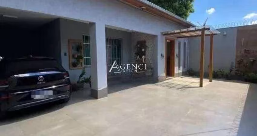 Casa de 4 quartos suíte Bairro Inconfidentes