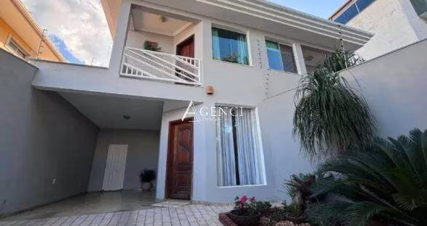 Casa de 3 Quartos, Bairro Cabral