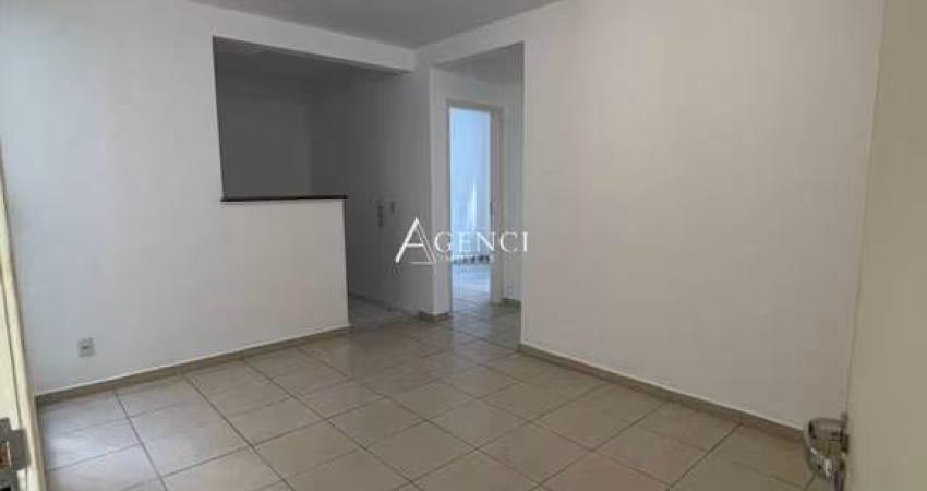 Apartamento com Área Privativa de 2 Quartos, Bairro Califórnia