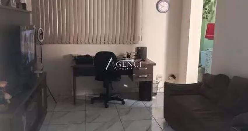 Apartamento de 2 Quartos, Bairro Glória