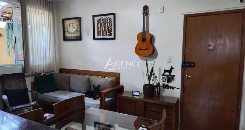 Apartamento com Área Privativa de 2 Quartos, Bairro Glória
