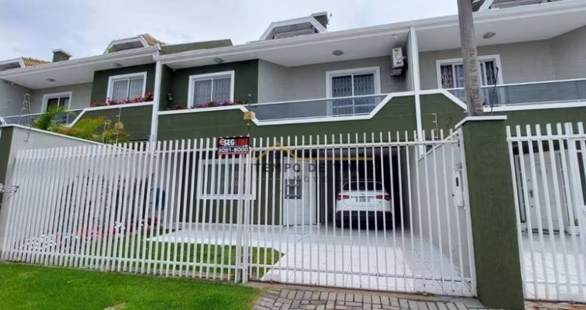 Sobrado com 3 dormitórios à venda, 158 m² por R$ 780.000,00 - Boqueirão - Curitiba/PR
