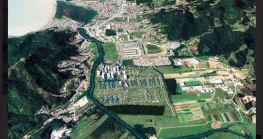 Terreno à venda na Avenida Egídio Abelino Richartz, 00026, Beira Rio, Biguaçu