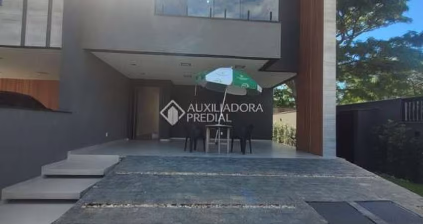 Casa com 3 quartos à venda na Rodovia Doutor Antônio Luiz Moura Gonzaga, 3158, Rio Tavares, Florianópolis