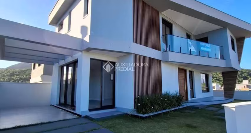 Casa com 3 quartos à venda na Rodovia Doutor Antônio Luiz Moura Gonzaga, 246, Rio Tavares, Florianópolis