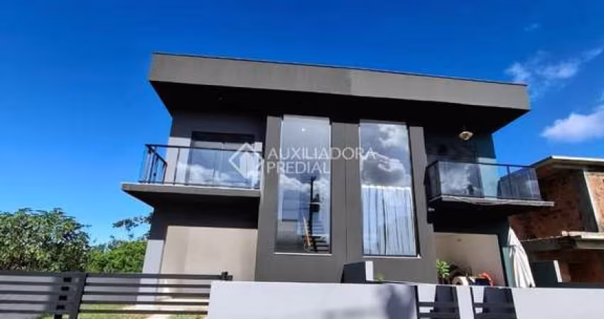 Casa com 3 quartos à venda na Doutor Cláudio Américo Prates, 332, Campeche, Florianópolis