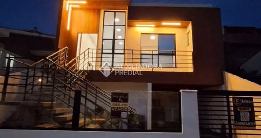 Casa com 3 quartos à venda na Rua José Ilario Ribeiro de Freitas, 20, Bela Vista, Palhoça