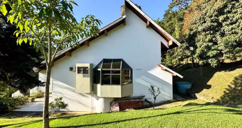 Casa em condomínio fechado com 4 quartos à venda na Rua Adolfo Gonçalves de Aguiar, 514, Itacorubi, Florianópolis