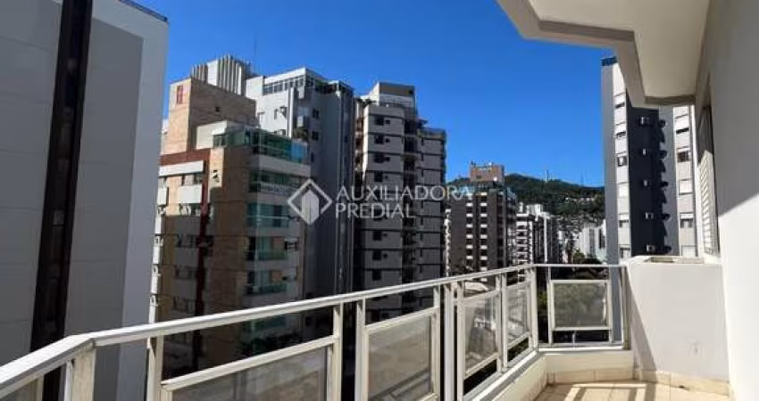 Apartamento com 3 quartos à venda na Rua Presidente Coutinho, 264, Centro, Florianópolis
