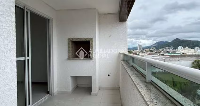 Apartamento com 3 quartos à venda na Rua Cônego Rodolfo Machado, 1098, Rio Caveiras, Biguaçu
