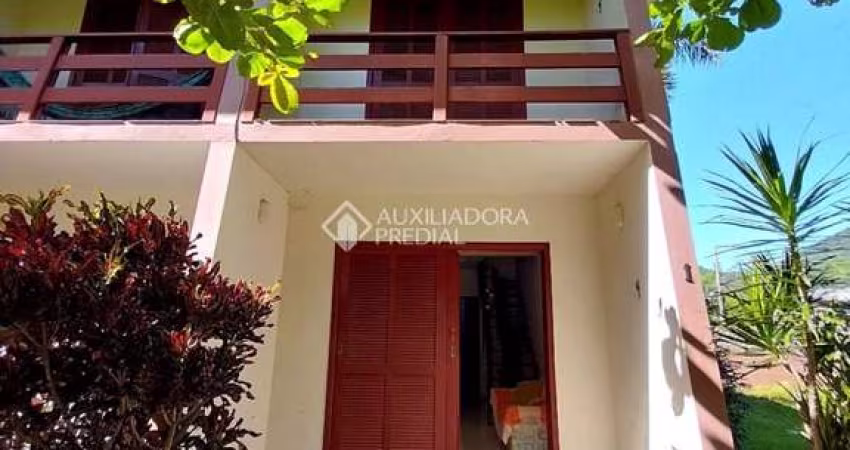 Casa com 2 quartos à venda na Rua Hermes Guedes da Fonseca, 271, Armação do Pântano do Sul, Florianópolis