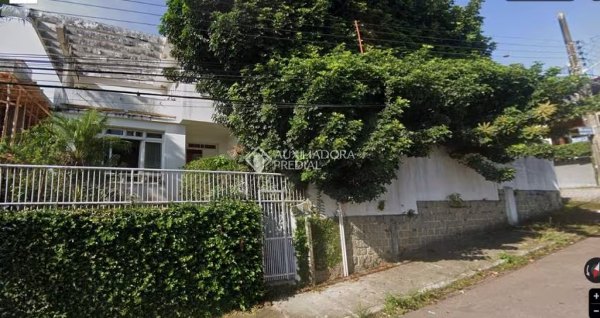 Casa com 3 quartos à venda na Rua Eliseu Guilherme, 123, Coqueiros, Florianópolis