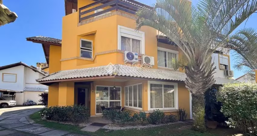 Casa em condomínio fechado com 4 quartos à venda na Avenida Luiz Boiteux Piazza, 3330, Cachoeira do Bom Jesus, Florianópolis