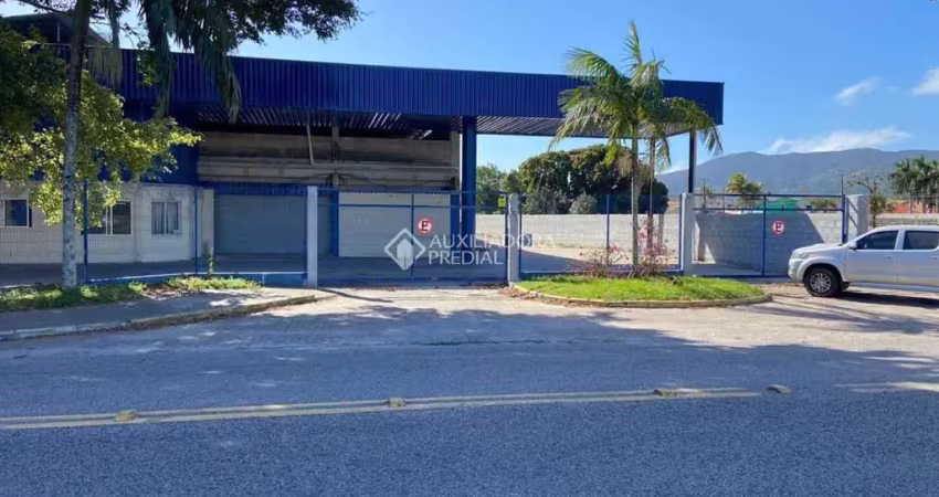 Prédio à venda na Avenida Deputado Diomício Freitas, 2092, Carianos, Florianópolis