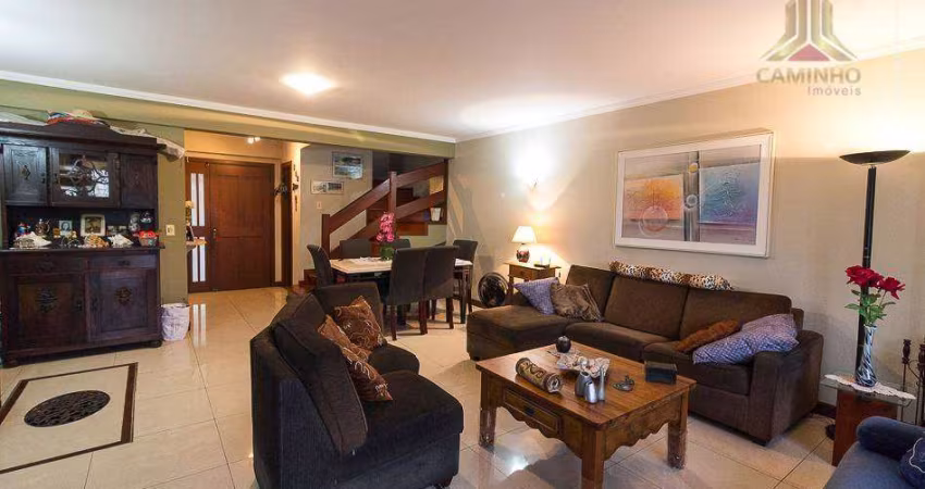 Vendo casa com 254,00 m² na Zona Sul de Porto Alegre, em condomínio horizontal fechado, com vista para o Guaíba