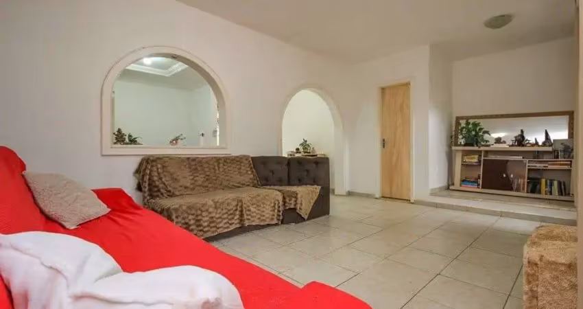 Casa em condomínio fechado com 3 quartos à venda na Avenida Juca Batista, 4075, Aberta dos Morros, Porto Alegre