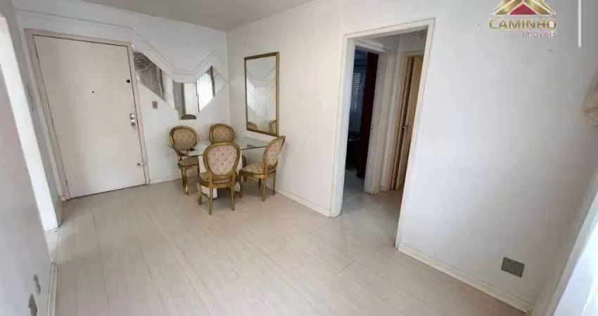 Vendo apartamento de último andar,  de dois dormitórios na rua olavo bilac, bairro cidade baixa em porto alegre