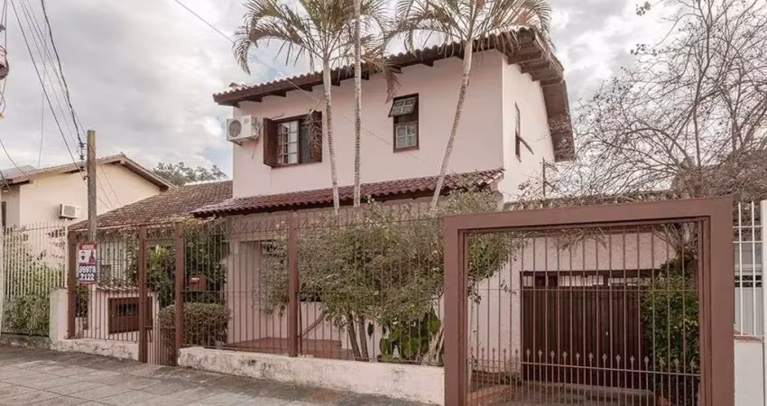 Casa em condomínio fechado com 4 quartos à venda na Rua Três Passos, 107, Passo da Areia, Porto Alegre