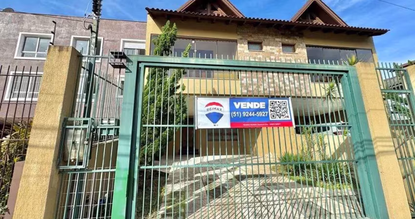 Casa em condomínio fechado com 33 quartos à venda na Rua Dom Jaime de Barros Câmara, 711, Sarandi, Porto Alegre
