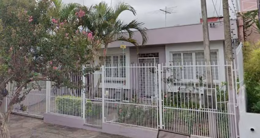 Casa em condomínio fechado com 3 quartos à venda na Rua Wolfrid, 65, Petrópolis, Porto Alegre