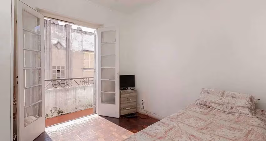 Apartamento com 3 quartos à venda na Rua Leão XIII, 24, Cidade Baixa, Porto Alegre