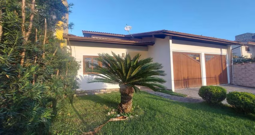 Casa para Venda em São José, Fazenda Santo Antônio, 3 dormitórios, 1 suíte, 2 banheiros, 2 vagas
