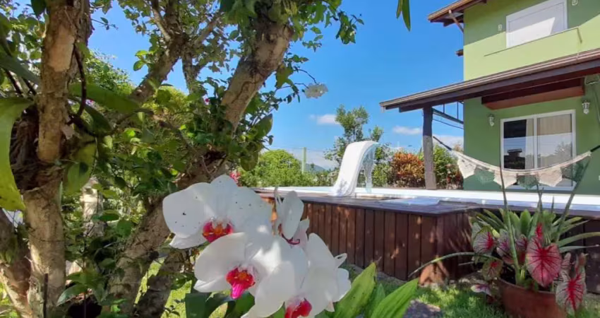 Casa em condomínio fechado com 4 quartos à venda no Campeche, Florianópolis 