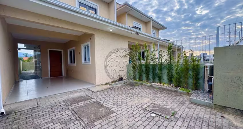 Casa com 3 quartos para alugar no Campeche, Florianópolis 
