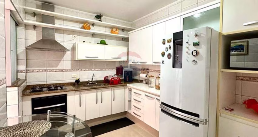 Apartamento 84m²  / 3 Quartos, Closet, Quintal, 2 Vagas, Churrasqueira