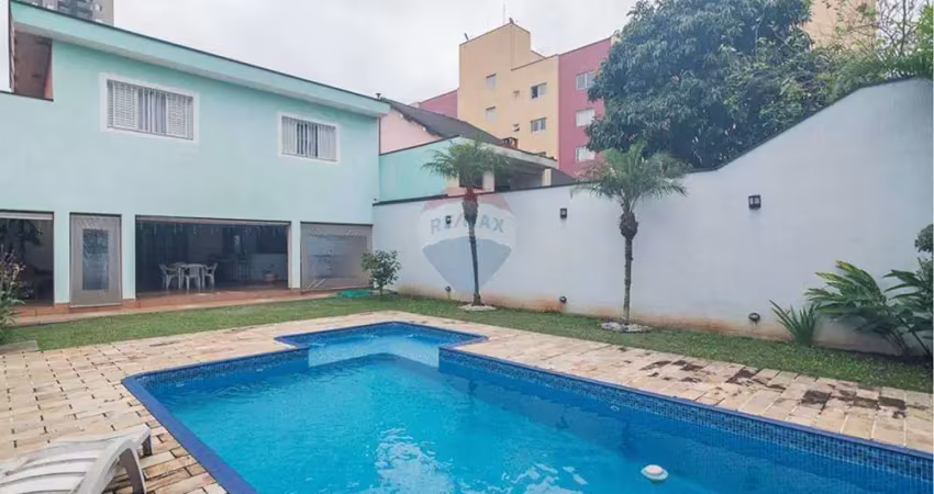 Oportunidade Única! Casa Térrea Espetacular com 470 m² em Vila Curuçá – Ampla, Sofisticada e Pronta para Morar, Piscina, Churrasqueira