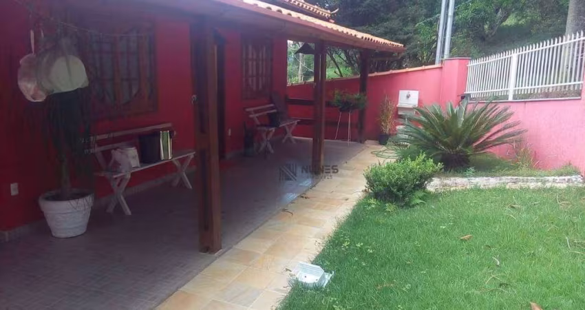 Casa com 2 dormitórios à venda, 100 m² por R$ 600.000,00 - Graminha - Juiz de Fora/MG