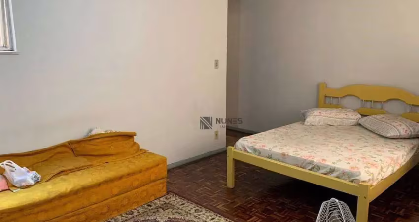 Kitnet com 1 dormitório à venda, 42 m² por r$ 155.000 - centro - juiz de fora/mg