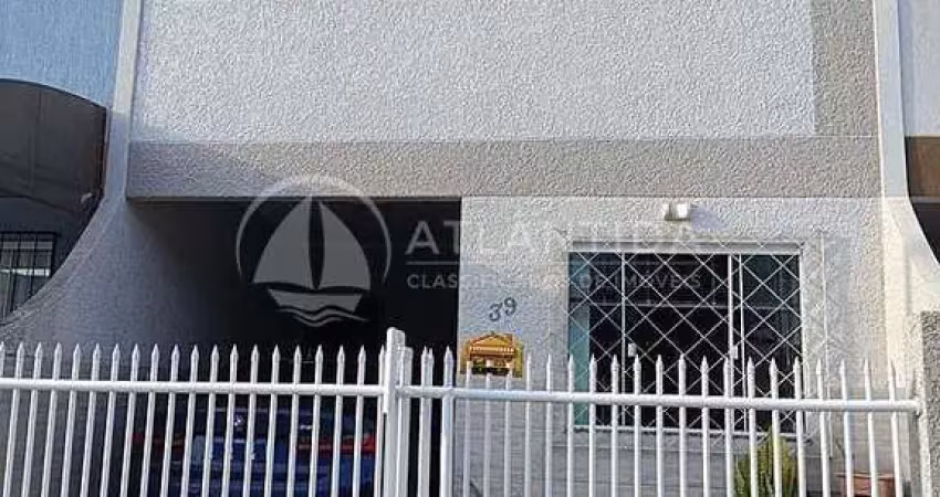 Casa com 2 quartos à venda no Centro, Camboriú 