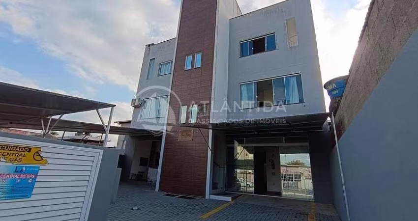 Apartamento térreo 2 dormitórios - Santa Regina - Camboriú