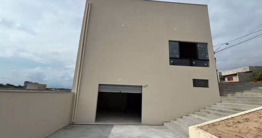 Locação - salão comercial parte inferior com 90 m², 2 banheiros (masculino e feminino)  - ótimo loc