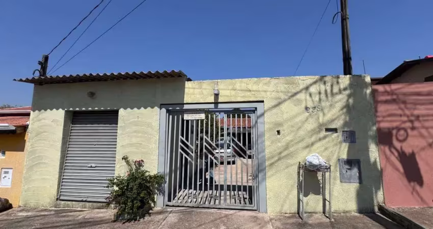 Casa a venda com pequeno salão comercial - conjunto habitacional parque itajaí, campinas, sp