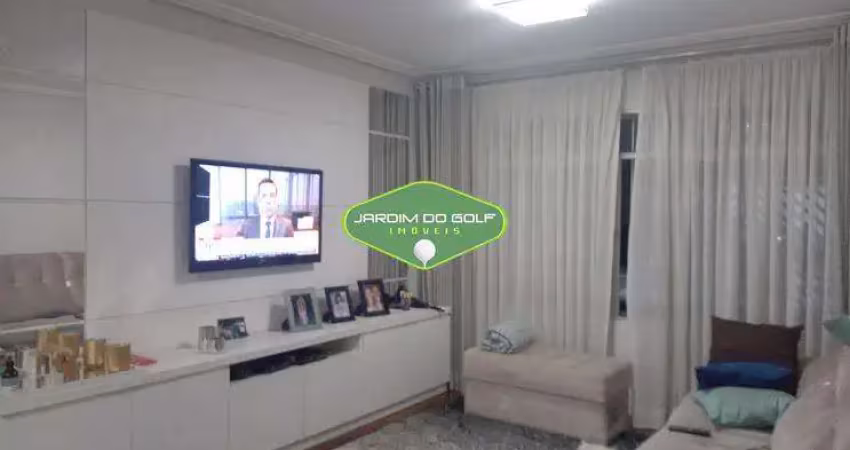 Casa em condomínio à venda com 3 suítes | 4 vagas de garagem cobertas