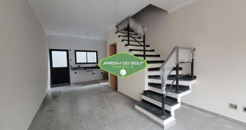 Sobrado á venda com 02 suítes na Vila Babilônia - SP