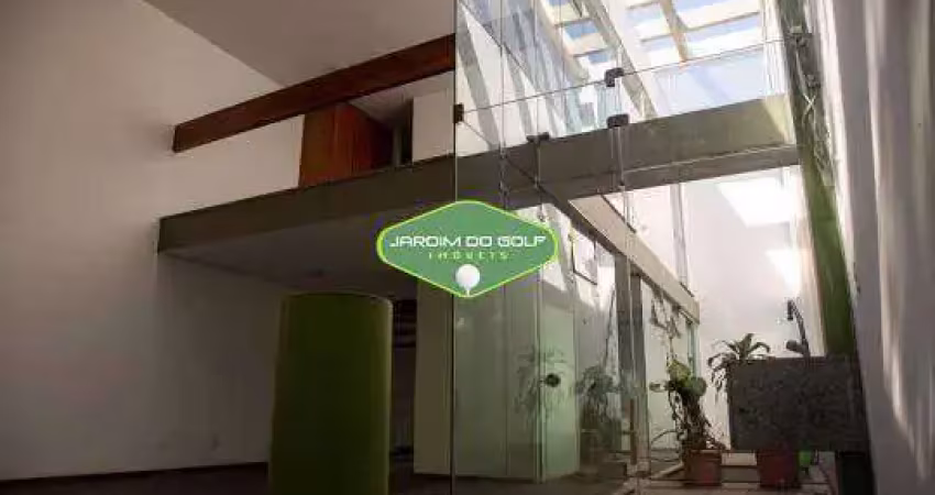 Casa comercial para alugar na Rua Maturi, Moema, São Paulo